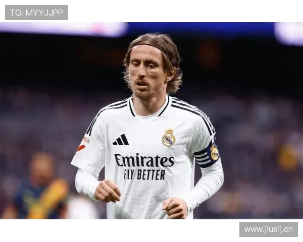 米兰新总监塔雷欲免签莫德里奇 老将暂不急于决定未来去向 米兰新总监塔雷欲免签莫德里奇 老将暂不急于决定未来去向